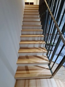 Stiege verkleiden