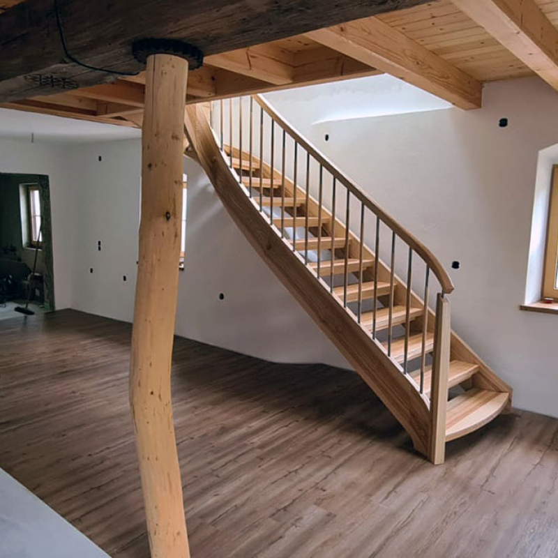 Treppe Vollholz